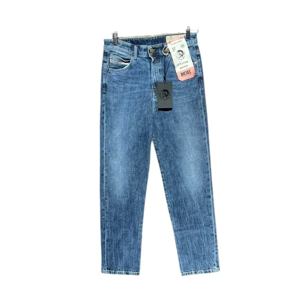 🌻NEW w/tag Diesel D-Eiselle High Waist Straight Leg Jeans Women’s Size 29